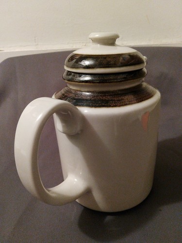 Arabia Finland Teapot with Lid Brown Bands 7 1/2" tall - Picture 3 of 10