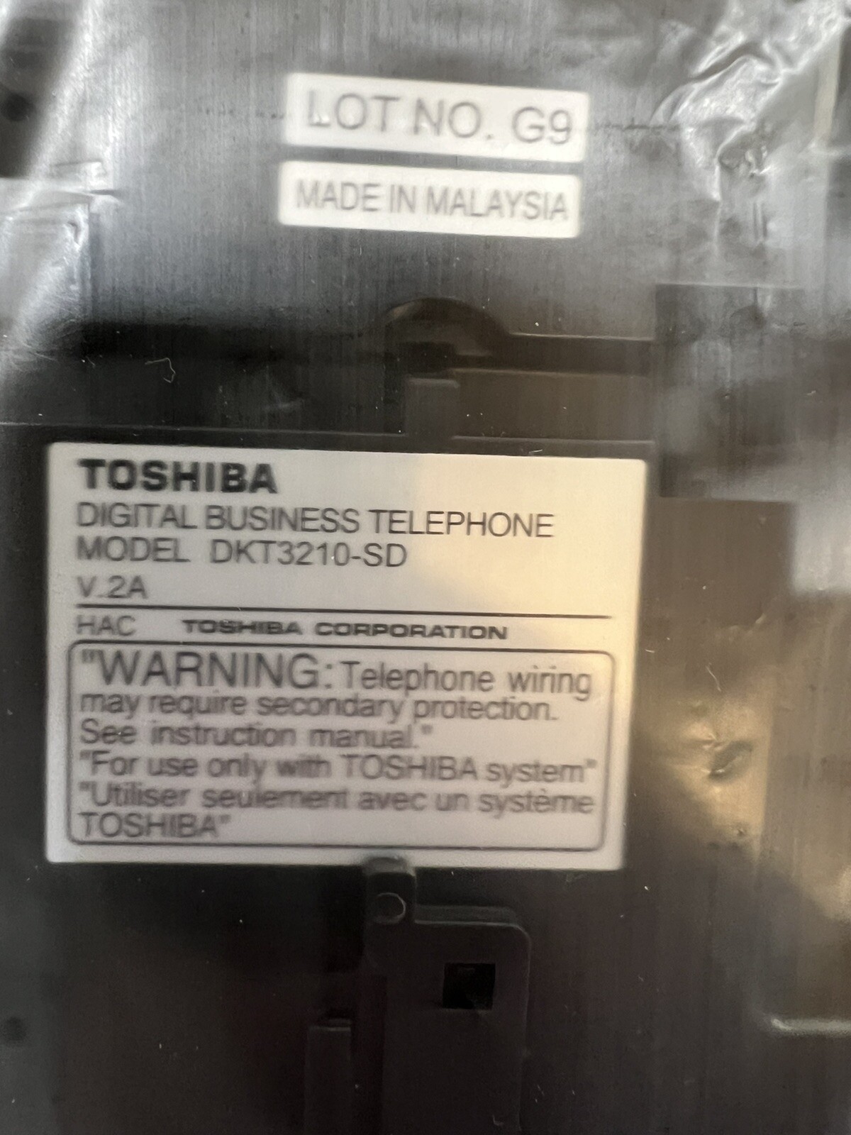 Toshiba DKT3210-SD 10-Button Speaker Display phone Charcoal/ New In Original Box