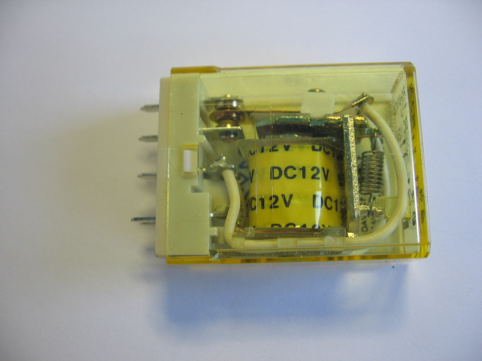 Idec RH1V2-U-DC12 SPDT General Purpose Relay Plug-In or PCB Mount 12 VDC 10 amp