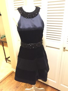 bergdorf goodman plus size dresses