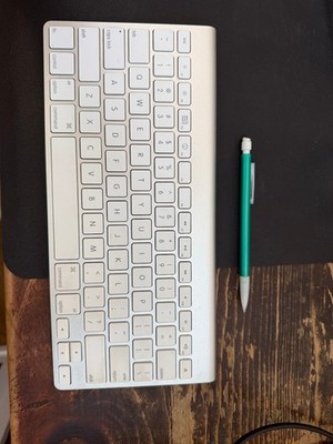   Apple A1314 Wireless Bluetooth Keyboard Slim Aluminum Mac iMac MacBook Tested
