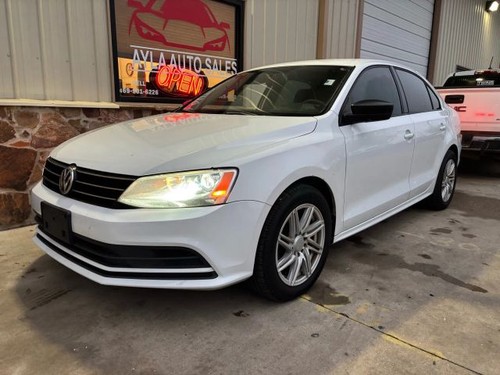 2015 Volkswagen Jetta 2.0L TDI S Sedan 4D