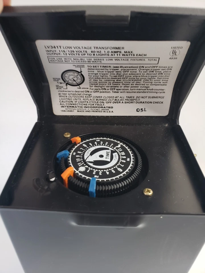 Transformador/temporizador de iluminación de bajo voltaje Malibu Intermatic 88 vatios 12 VAC LV341T Foto 2 de 4
