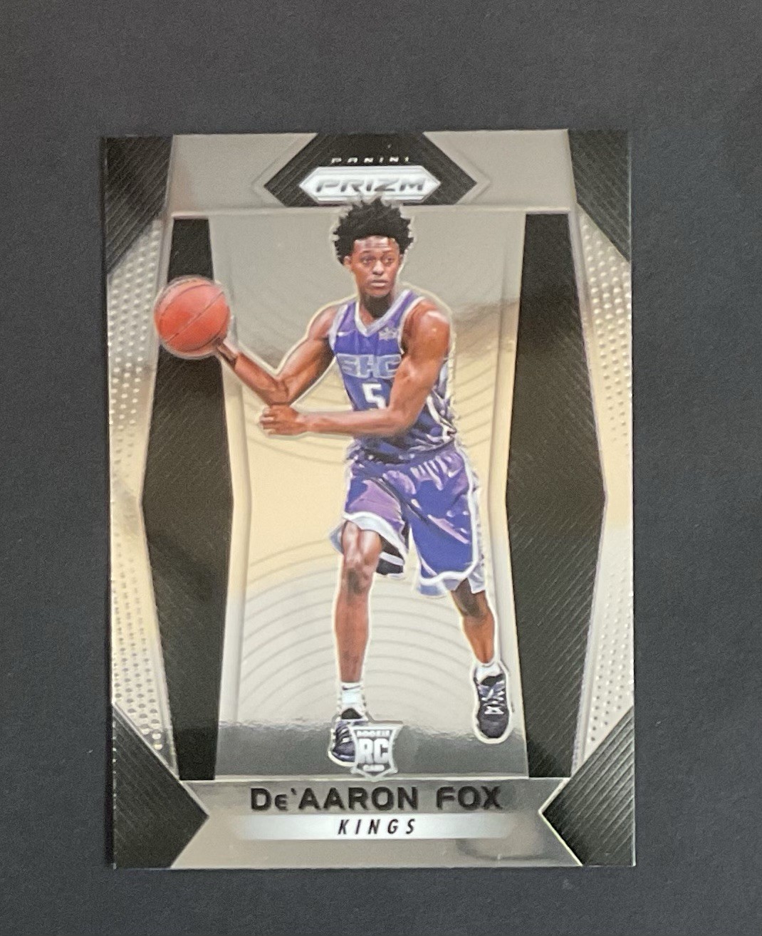 De’Aaron Fox 2017-18 Panini Prizm Base Rookie RC #24 Sacremento Kings Spurs