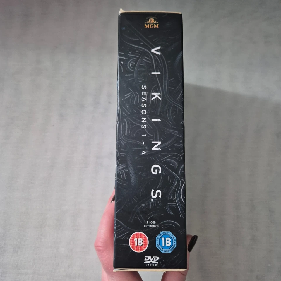 Vikings Seasons 1-4 DVD Box Set 15 Discs 49 Episodes Age 18+ Region 2 Pal VGC - Image 4 of 4