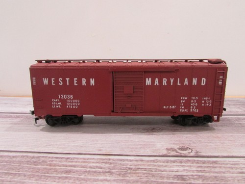 HO Scale AHM/Rivarossi Western Marylan Box Car # 12038 RTR | Zustand: Used