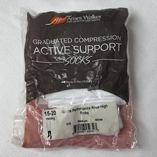 NEW Ames Walker AW Style 630 Sports Performance 15-20 Knee High Socks Medium