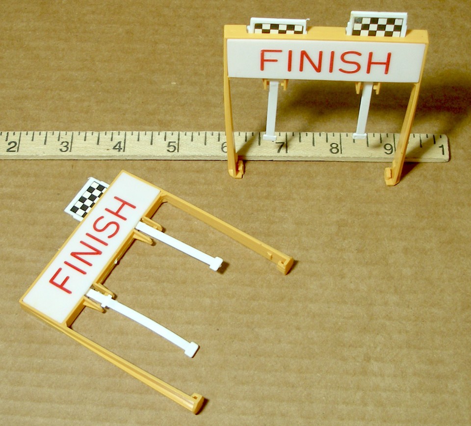 2pc Vintage 1970s TYCO START FINISH GATE Clips on All HO Slot Car Track ...