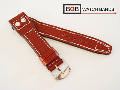 BOB HANDGEMACHT FLIEGERUHR BÜFFELLEDERUHRBAND NIETENUHRBAND COGNAC 22-18 mm