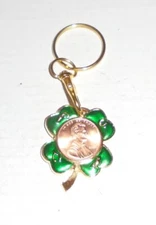 Lucky Penny Coin Token Lincoln Keychain Pendant 2001 Birthday Clover Luck Cent B