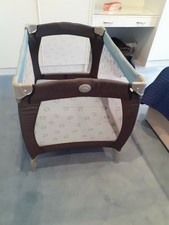 graco contour electra travel cot block party