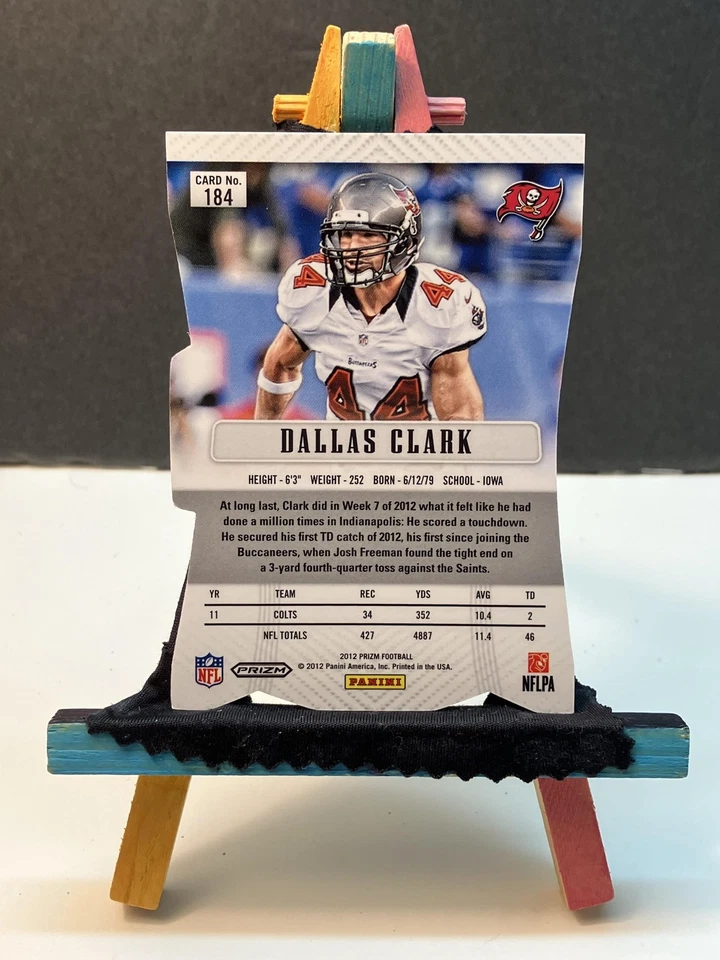 2012 Panini (1st Yr of) Prizm #184 Dallas Clark Prizms Red Die Cut Bucs Colts - Image 2 of 2