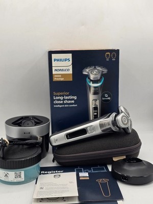 Philips Norelco i9000 Prestige Electric Shaver w/ 360-Degree Heads (XP9204/85)