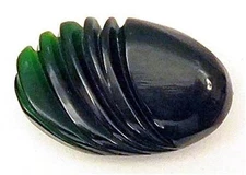 BAKELITE CARVED GREEN CLIP Vintage DECO Plastic 1-5/8x1 PIN, NO CHIPS Scarf Clip