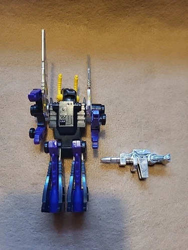 1985 Vintage G1 Hasbro Transformer Insecticon Kickback Complete