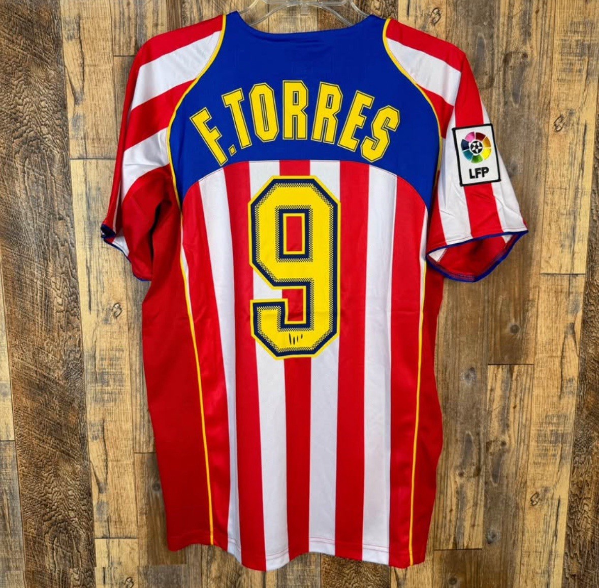 Atletico Madrid 2004-05 Home Men's M Soccer Jersey TORRES #9 | eBay