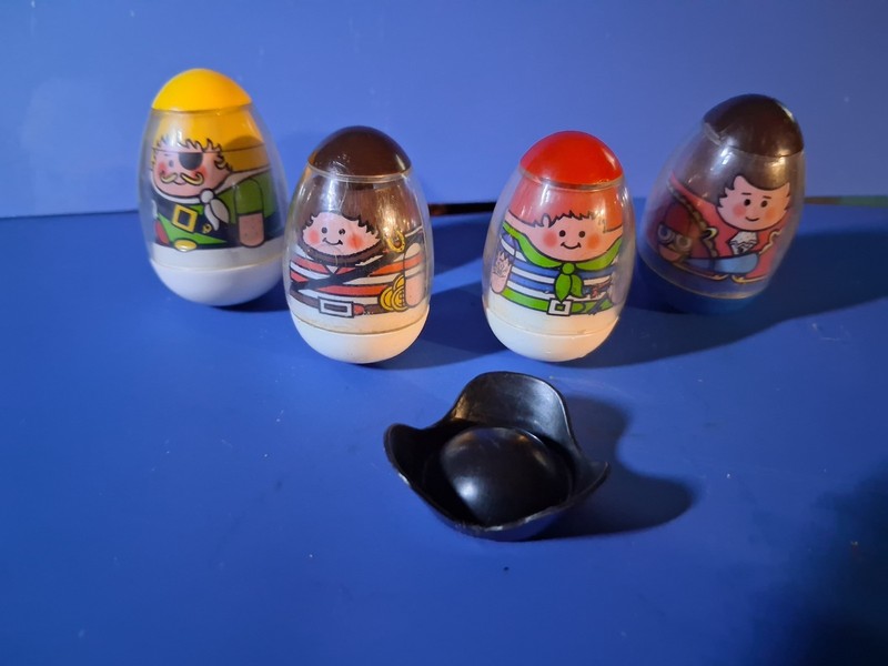 Vintage Weebles Pirates Lot of 4Figures +rare Pirate Hat 1975 Hasbro !!!