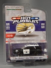 2021 Chevrolet Tahoe PPV CHP CA Highway Patrol Black & White Greenlight 1/64 MIP
