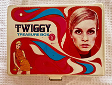 Vintage Mattel 1960's Model Twiggy Doll Vinyl Treasure Box Circa 1967 Very Good