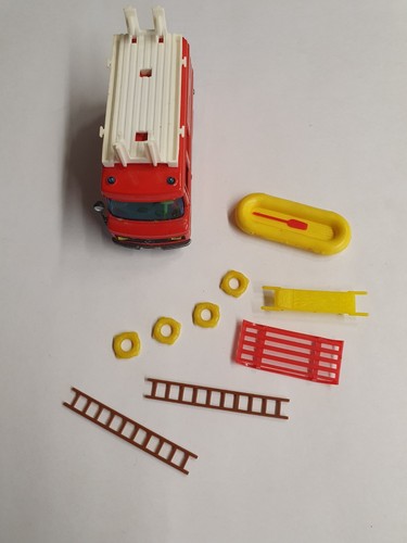 siku V 339 - 2213 - Veicolo di soccorso in acqua MB L406 D - 1:55 - anni 70 - mint - Foto 2 di 14