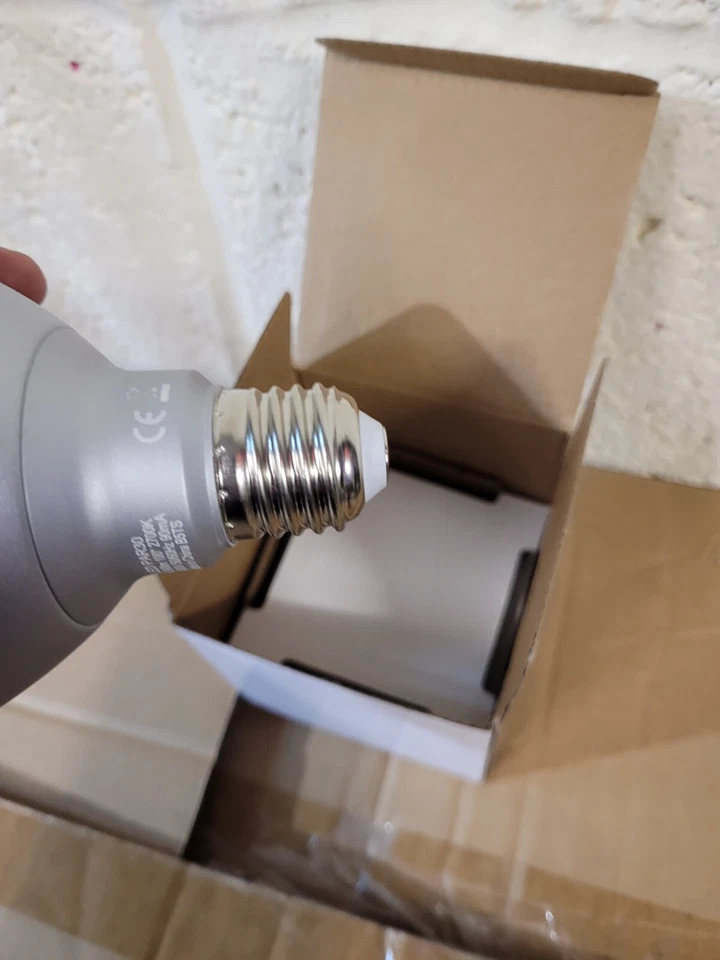 Unbranded Par 30 LED LAMP Spotlight Screw Spot Light Bulb 90-240v 7w UK  - Image 2 of 3