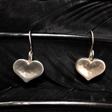 NICE ESTATE STERLING SILVER HEART DROP DANGLE LOCKING HOOK BACK EARRINGS 1 1/8  