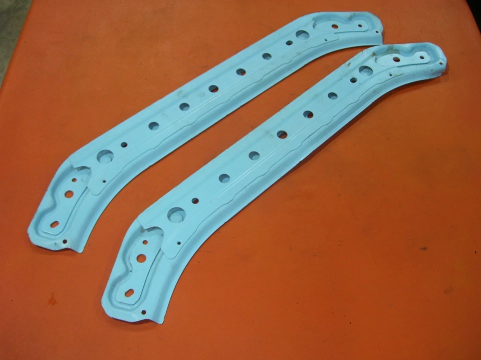 2006 Mazda RX8 RX-8 13B Under Body Support Brace Bracket Stiffener SET PAIR Foto 4 de 4