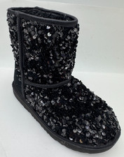 UGG Classic Short Chunky Sequin Girls Size 3 Boots Black Boots 1135330K