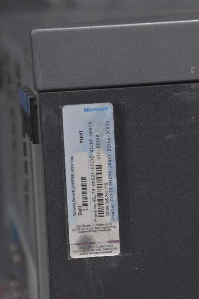 Dell Poweredge T620 Server tower server for parts spares or repairs. - Image 3 of 4