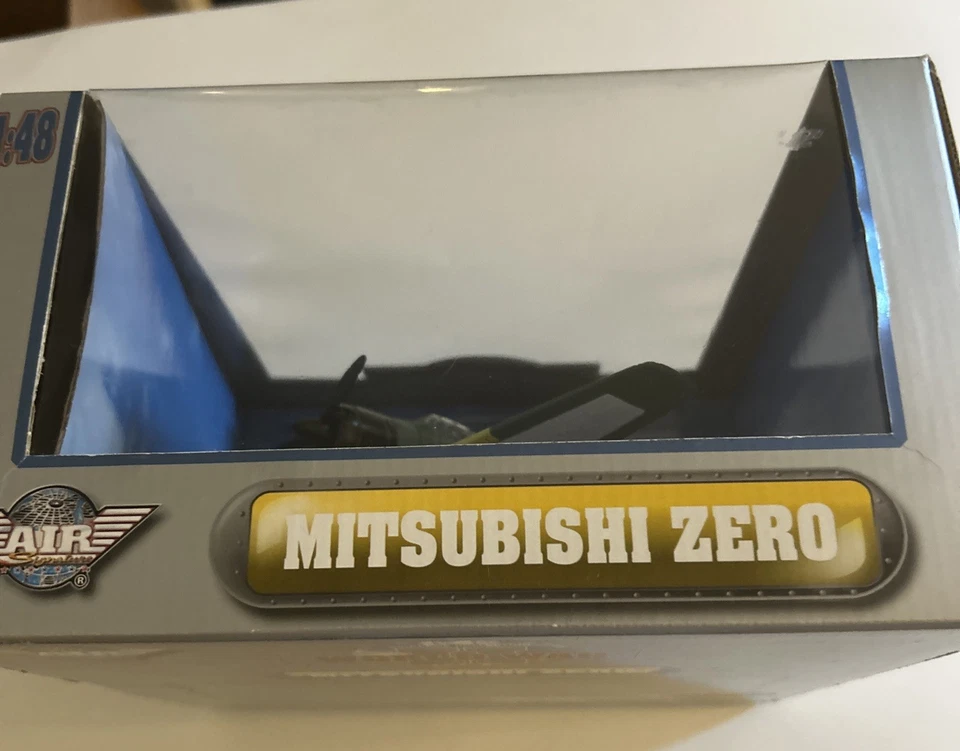Air Signature 1:48 Scale World War II Series Japanese Mitsubishi Zero Green - Image 3 of 4