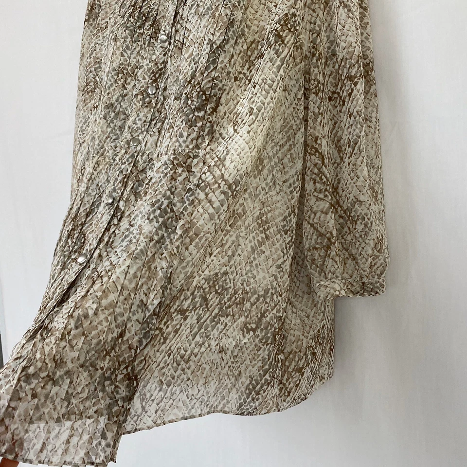 Talbots Blouse 16W Sheer Layered Animal Print Gray Tan Career Casual TwoFer 2Fer - Image 4 of 4