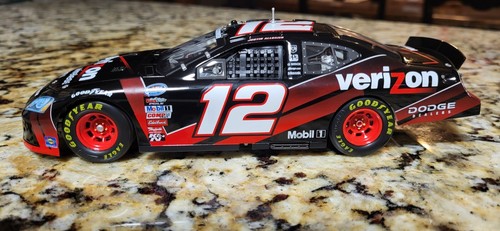 2009 Signed Justin Allgaier #12 Verizon Rookie Car Dodge Charger 1/24 Nascar - Picture 3 of 5