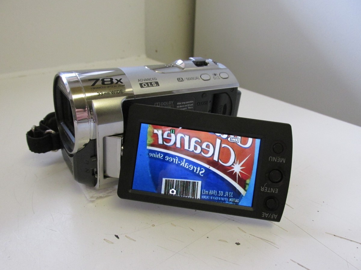 驚きの破格値，新作登場】 Panasonic SDR-SW20 ビデオカメラ 本体