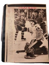 1976 TONY ESPOSITO NHL HOCKEY PHOTO YVAN COURNOYER YVON LAMBERT GOALIE MASK AHL