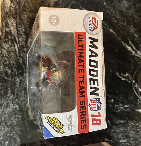 Tom Brady Series 1 (Exclusive) McFarlane Action Figures Madden 18 Ultimate Team - Picture 6 of 10
