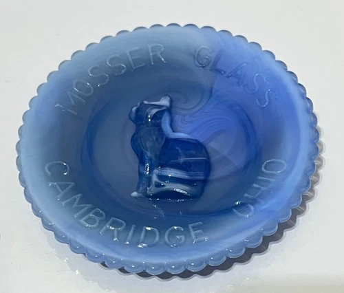 Mosser Vintage Sitting Cat Milk Blue Art Glass Plate, Super Cute!