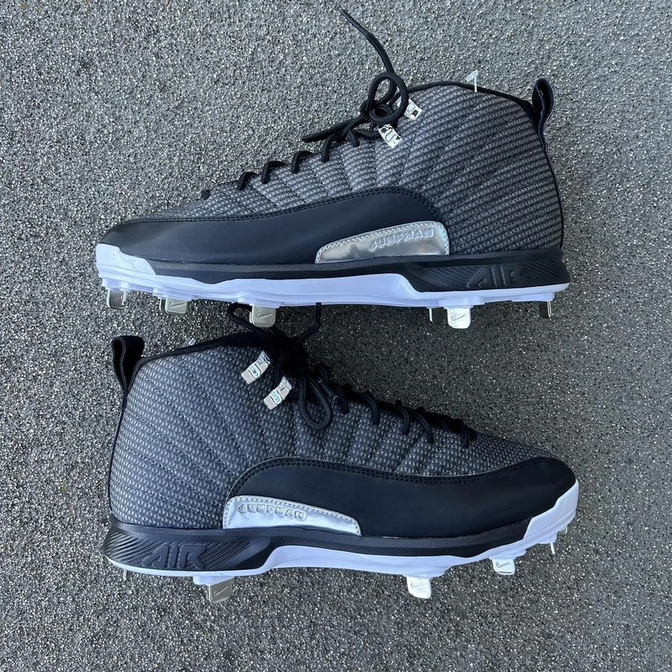 Botines de metal Jordan 12 Retro MCS negros metálicos plateados MUESTRA talla 9 854567-010 Foto 3 de 4