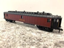 Hornby AcHo 7420 Voiture Postale Avec Glaces. In Excellent Condition. Unboxed.