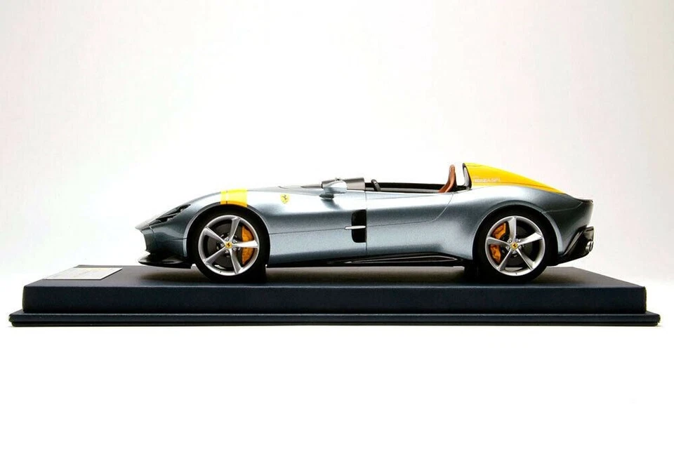 LOOKSMART LS18_21A 1/18 Ferrari Monza SP1 with package Grigio Titanio 1:18 New - Image 4 of 4