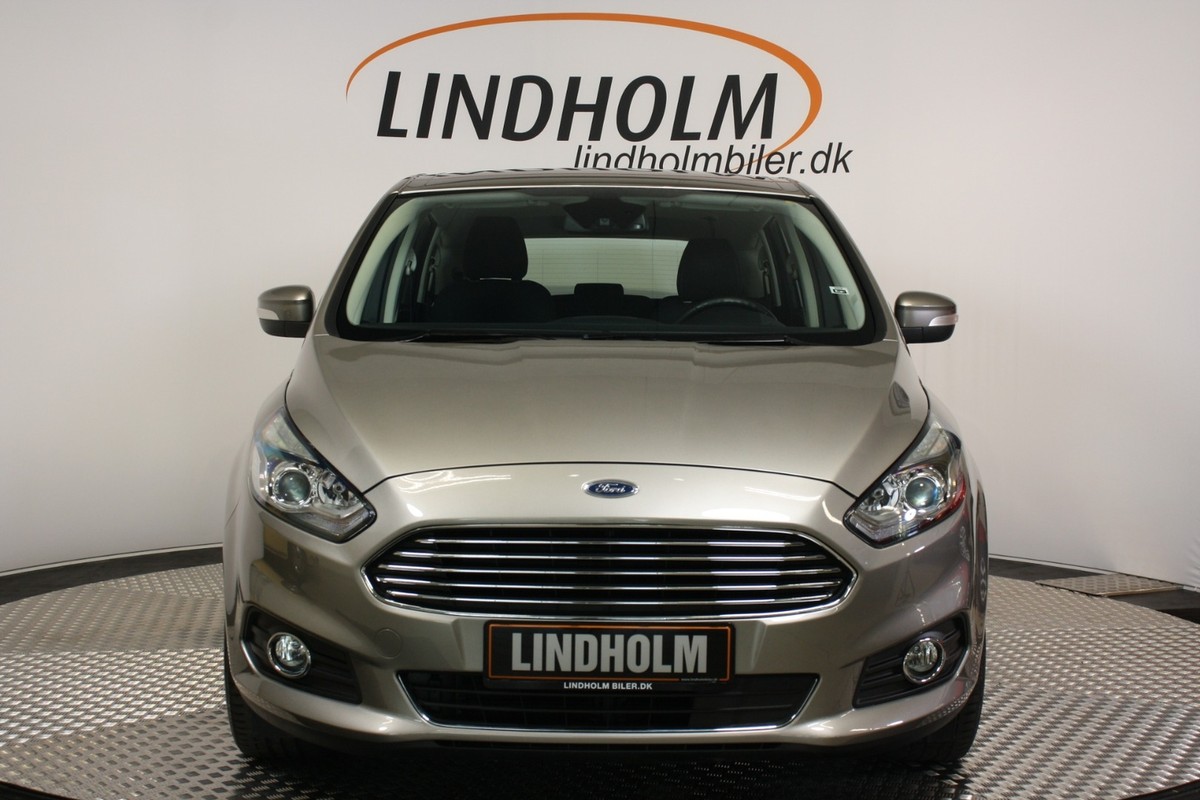 Ford S-MAX 2,0 TDCi 180 Titanium 7prs