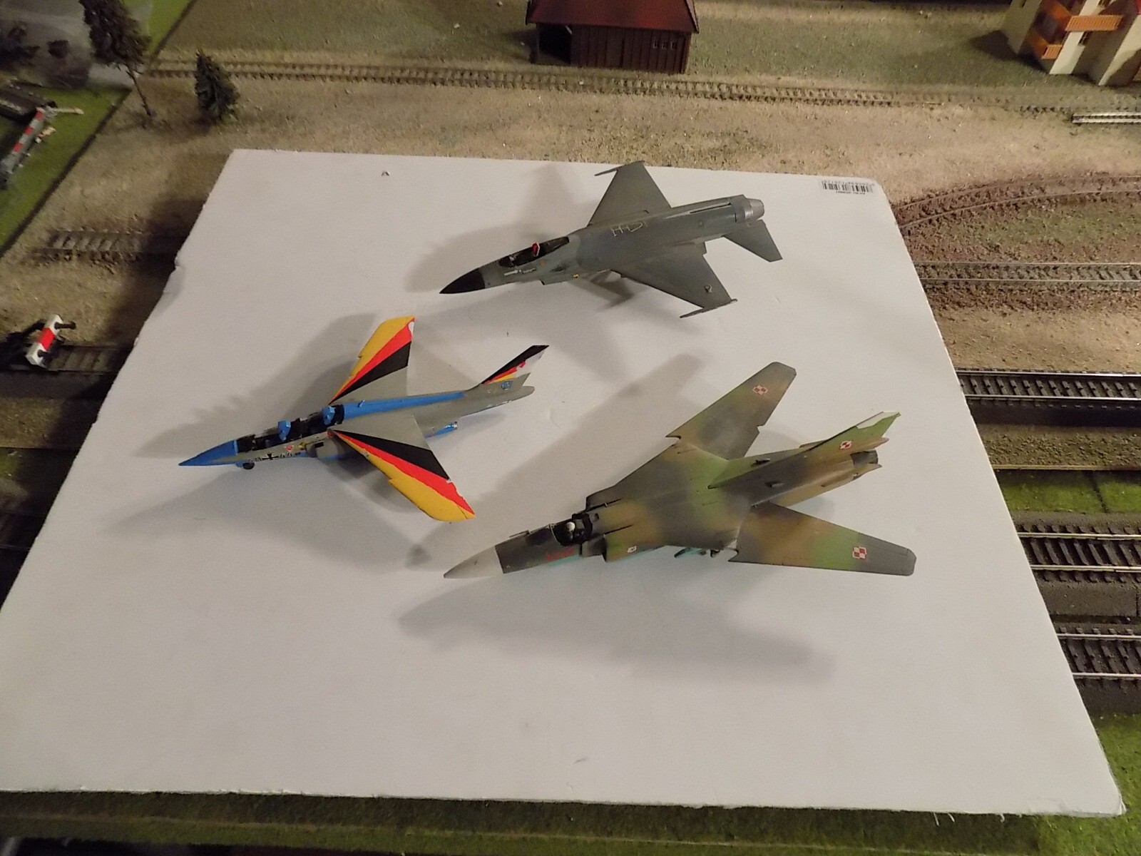 Picture 3 of 8