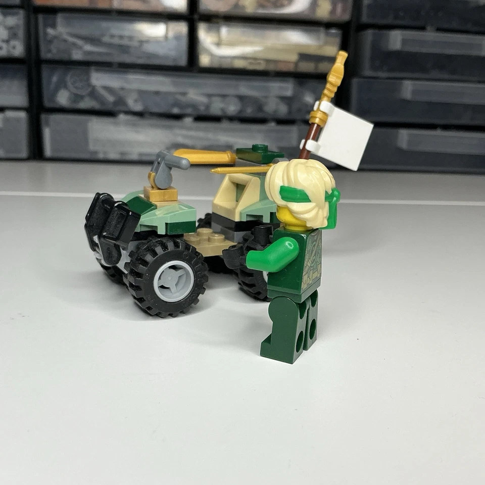LEGO Ninjago 30539 Lloyd's Quad Bike, photo 4 of 4
