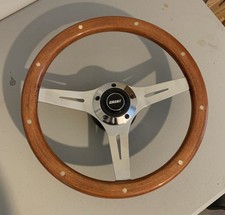 Grant 1175 Collectors Edition 14 Real Mahogany Wood Steering Wheel Grant 1175 Collectors Edition 14 Real Mahogany Wood Steering Wheel