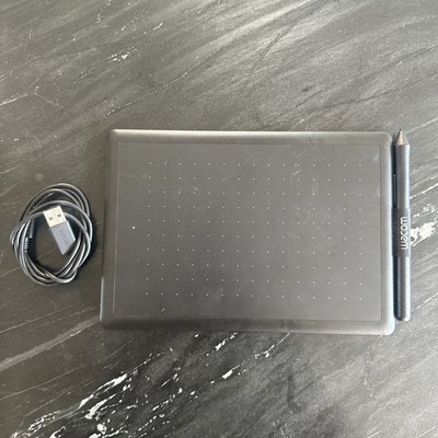 Wacom One by Wacom Creative Graphics Table With Pen - CTL472