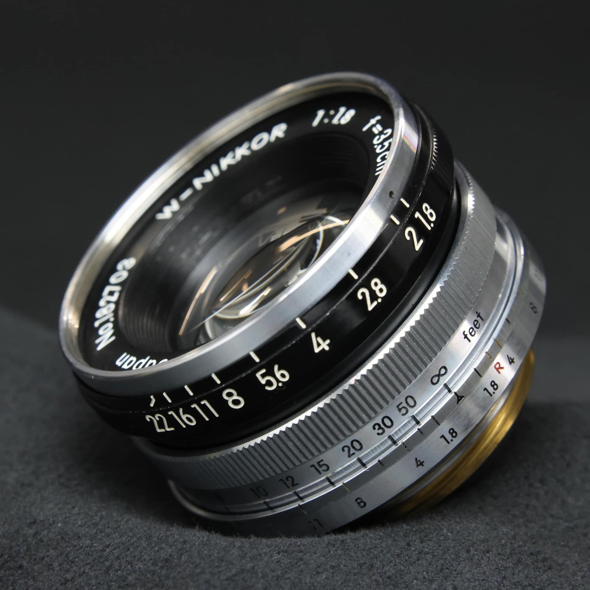 Nikon W-NIKKOR (L) 35mm F1.8 (for Leica L39 Screw mount) -Near