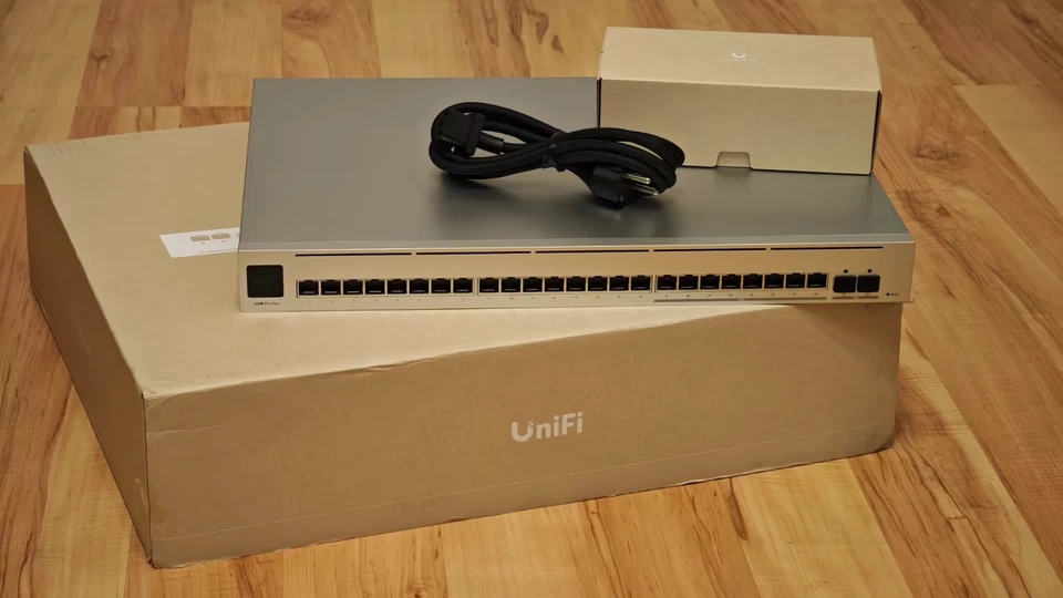 Ubiquiti UniFi Switch Pro Max 24 (USW-Pro-Max-24) OVP GARANTIE