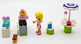 LEGO FRIENDS 3930 : Stephanie's Outdoor Bakery, Complete w/Custom Box, Copy 2