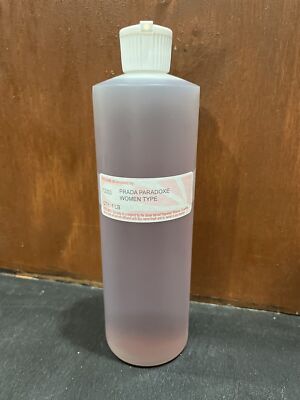 Prada Paradoxe Type Body Oil (W)---1 OZ BOTTLE