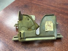 New Old Stock 1960 1961 Ford Falcon Ranchero Hood Latch C1db-16700-d Nos