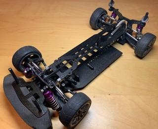 Corally Assassin RC 1:10 Tourenwagen Stock aus 2003 4WD Teilespender! Vintage